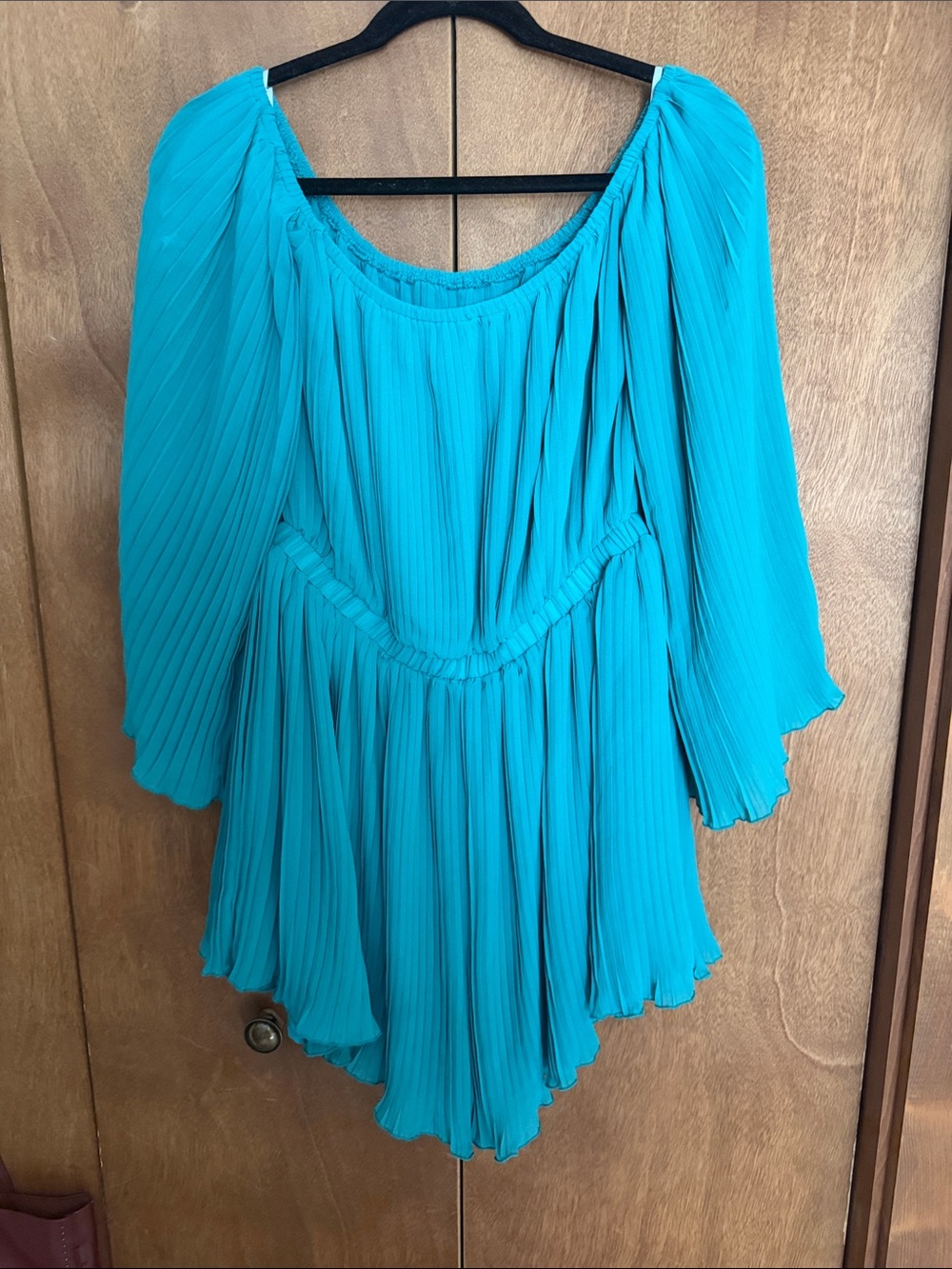 SHEIN Teal Pleated Romper with Flowing Sleeves